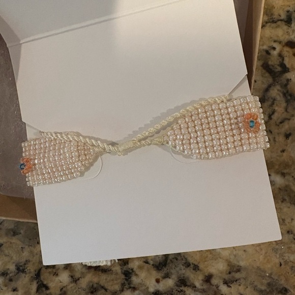 👑CROWNED FREE “HOPE” Beaded Bracelet - Picture 5 of 5